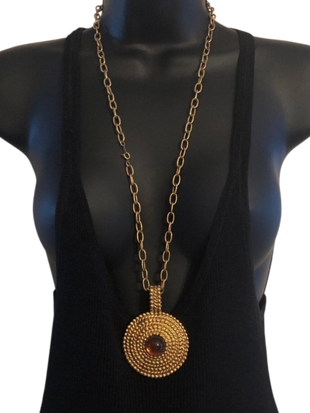 Vintage 90's Avon Gold Tone Faux Amber Big Medallion Pendant Chain Necklace Long